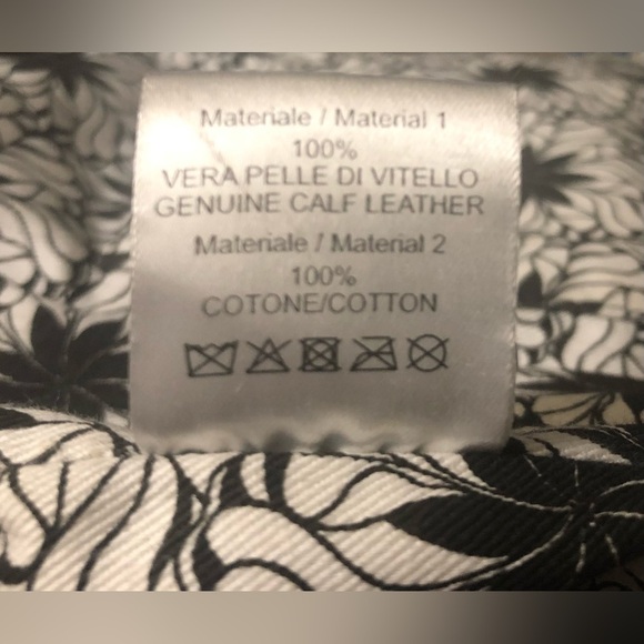 Black Intrend Calf Leather Bag - Picture 6 of 6